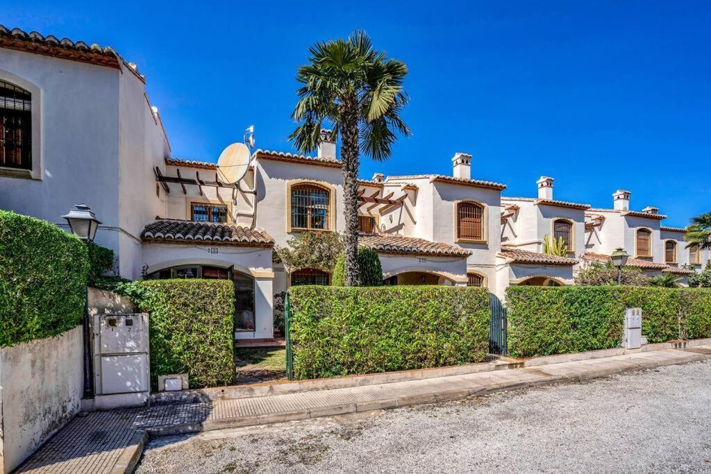 La Isla Casa Barnaby Villa Platja de Larenal Eksteriør bilde