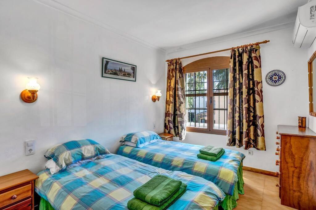 La Isla Casa Barnaby Villa Platja de Larenal Eksteriør bilde
