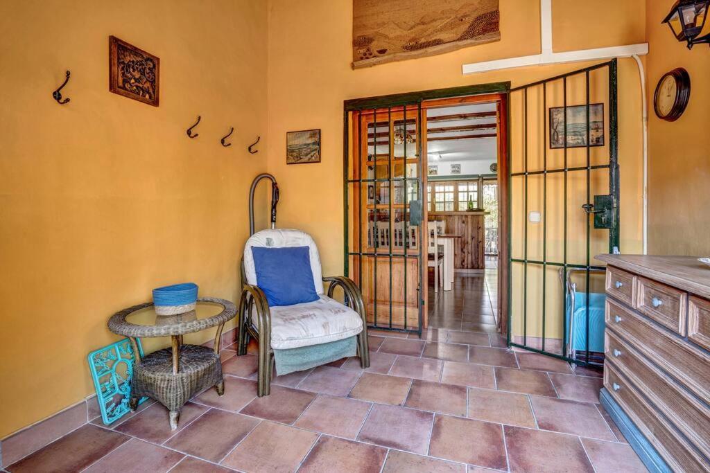 La Isla Casa Barnaby Villa Platja de Larenal Eksteriør bilde